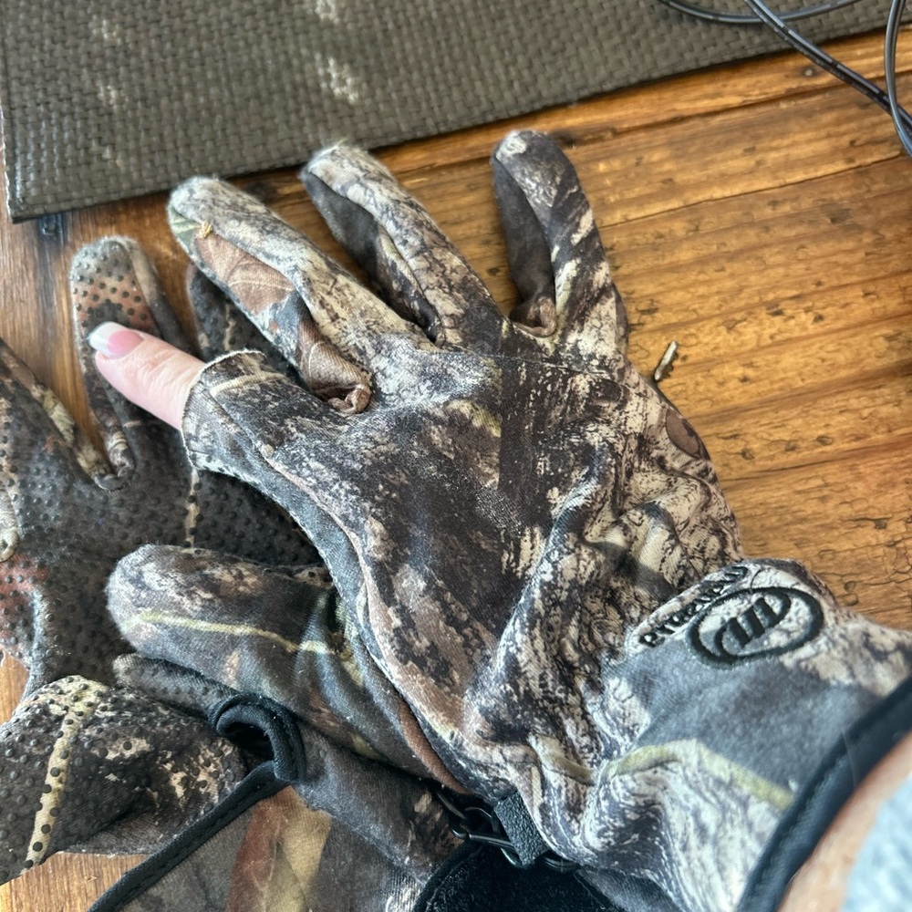 Mossy Oak Camouflage Archery Bow Hunting Gloves